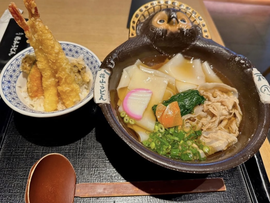 bunta44's tweet photo. 昨日は週末を利用して買い物に行き、もちろん美味しいものも堪能しました😜 https://t.co/VaTSpBz3y8
