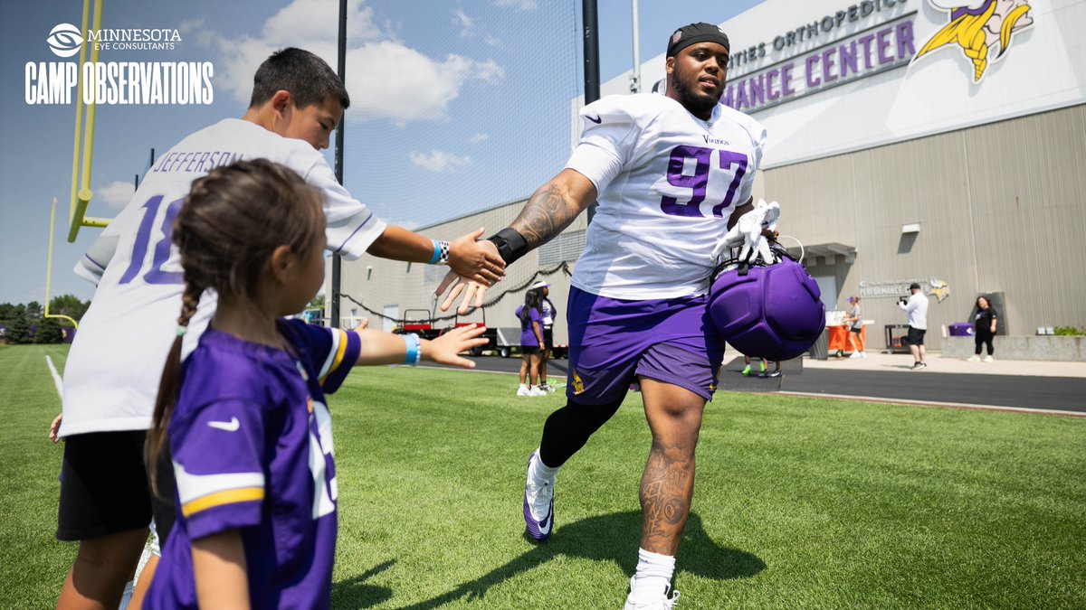 Vikings tweet picture