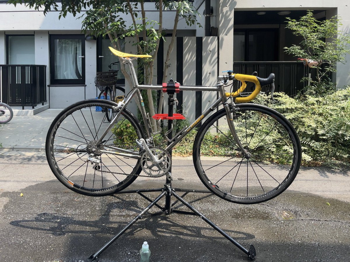 うまこ　グレー 💦🌈🧼🚲✨