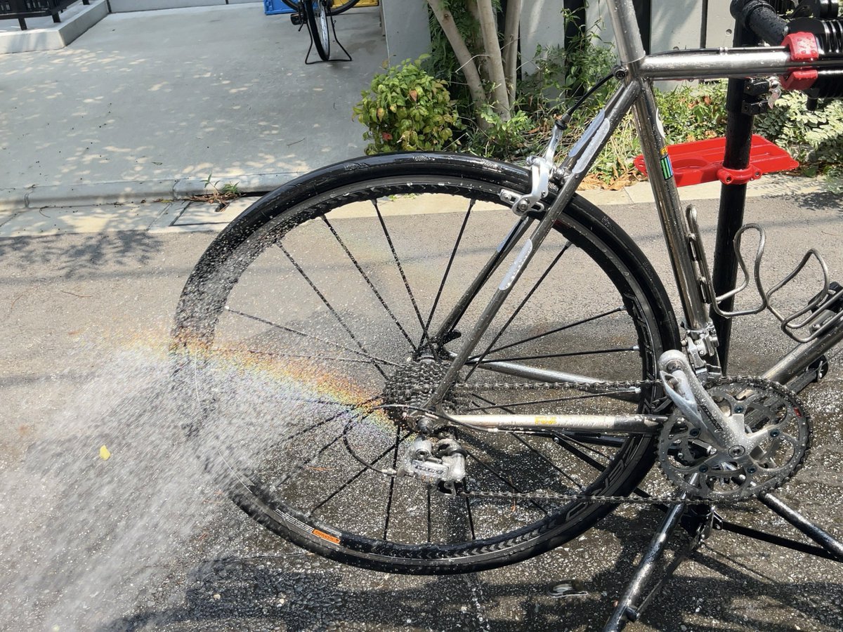 💦🌈🧼🚲✨