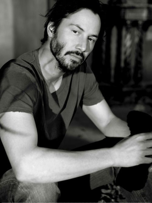 noveliciouss's tweet photo. The simple act of paying attention can take you a long way.
Keanu Reeves
#writing #acting #keanureeves #artist #art #Hollywood #inspiration #film https://t.co/4JS9Wx5DxL