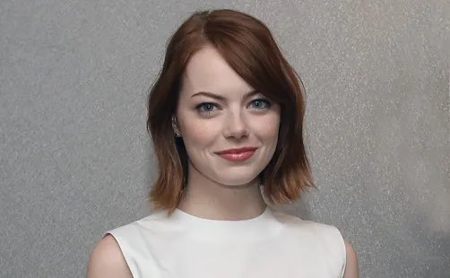 RyderYorgos's tweet photo. Best actress and producer Emma Stone https://t.co/UHqMQEaDjc