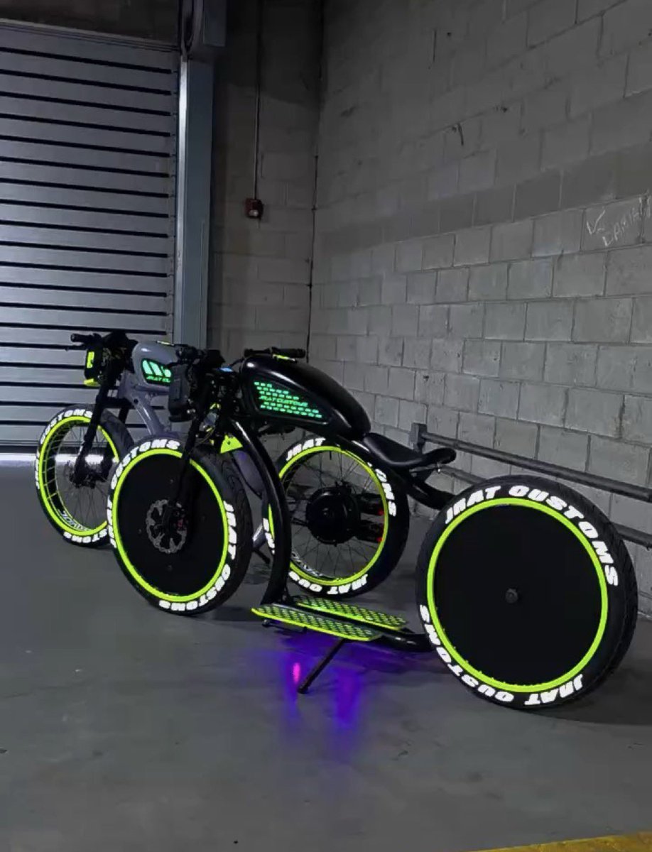 jrat_customs's tweet photo. #eBike
#ElectricBike
#eBikes
#RideElectric
#ElectricMobility
#EV
#GreenTransport
#EcoFriendly
#BikeLife
#Cycling
#FatTireBike
#OffRoad
#AdventureRide
#TrailRiding
#PowerRide
#FastRide
#eBikeForSale
#ElectricBikeForSale
#BikeDeals
#RideInStyl https://t.co/82LUClRYte