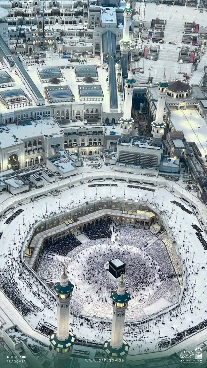 HolyMakkah01's tweet photo. ﴿وَأَدْخِلْنَا فِي رَحْمَتِكَ ۖ وَأَنتَ أَرْحَمُ الرَّاحِمِينَ﴾ https://t.co/ZQgBED8KJo