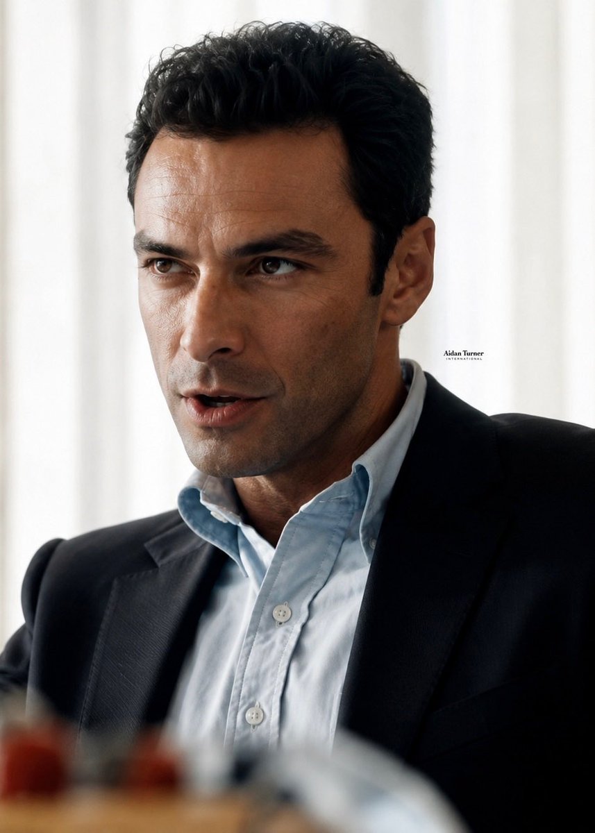 FrancineDupre's tweet photo. Aidan Turner
The Diplomat S3
My new screenshots and portraits
Love ❤️💋
#Aidanturner #ThediplomatS3 #Callumellis #Aidanturnerinternational https://t.co/Rs0XuBUkNo