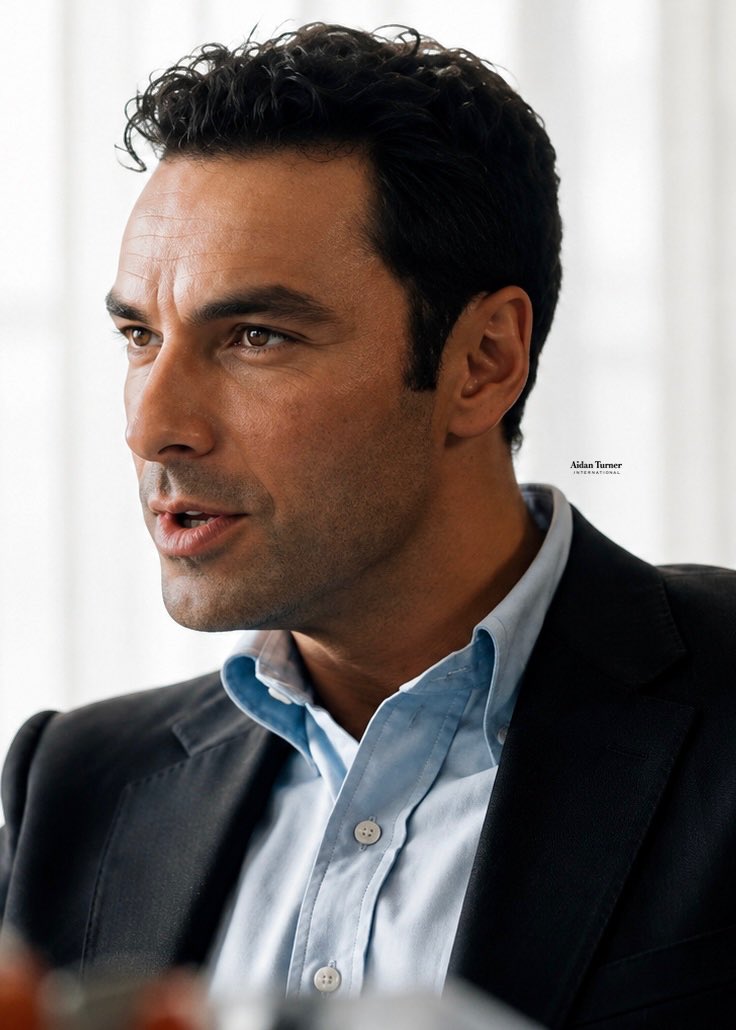 FrancineDupre's tweet photo. Aidan Turner
The Diplomat S3
My new screenshots and portraits
Love ❤️💋
#Aidanturner #ThediplomatS3 #Callumellis #Aidanturnerinternational https://t.co/Rs0XuBUkNo