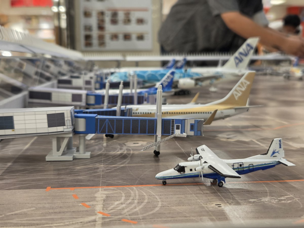 McInvish546's tweet photo. 二日目！
よろしくお願いします
#旅客機プラモフェスin大阪26 https://t.co/h1oy61tCl1