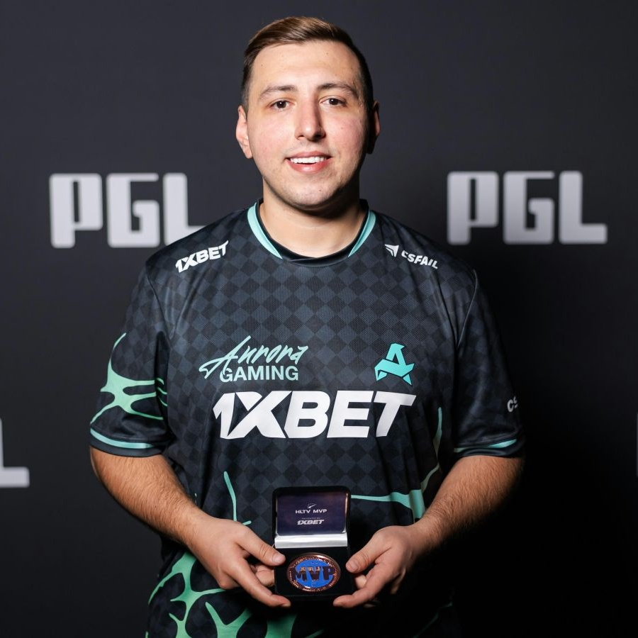 emrakk6's tweet photo. @Smurfistcom @XANTAREScsgo  ustune tanimam https://t.co/xw1yi6LdHk