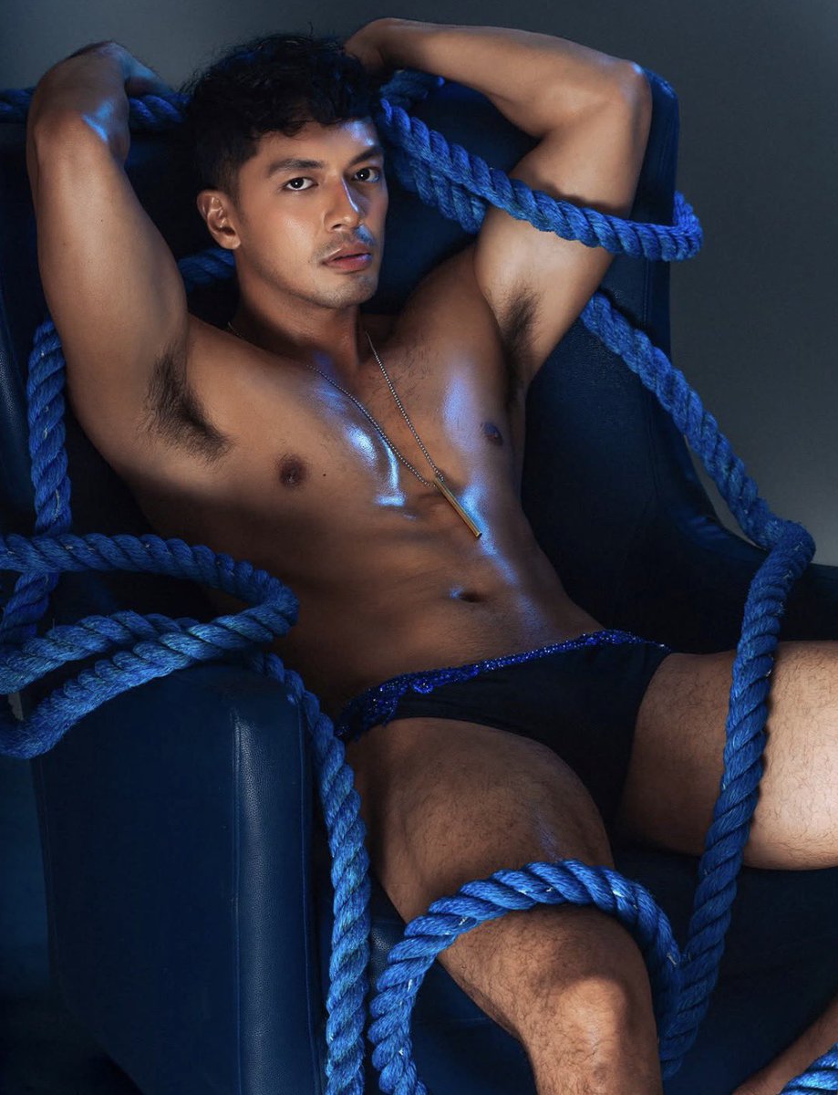 dailyhotdudes's tweet photo. Alexei Cruz
💪 https://t.co/AAO0yFRypq
