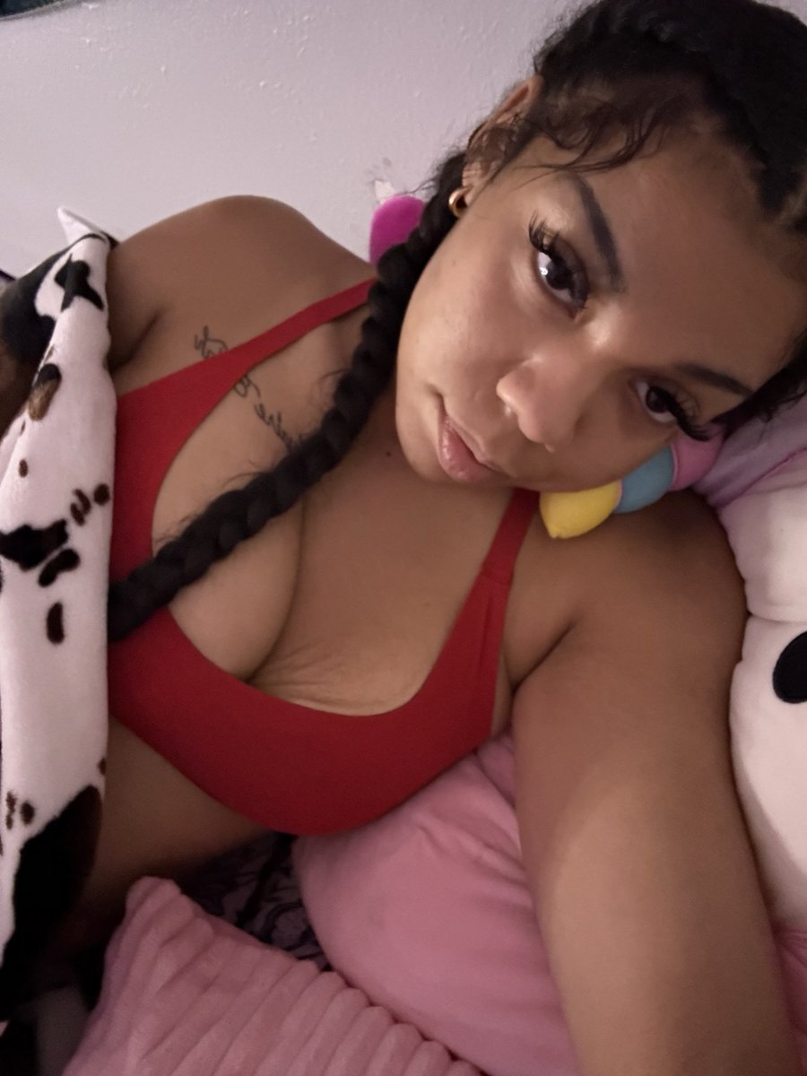 sexcielexii's tweet photo. a little cleavage never hurt nobody 🍒

clink the link in my bio for more exclusive peak 👀😘 https://t.co/kA2Pcuws9g
