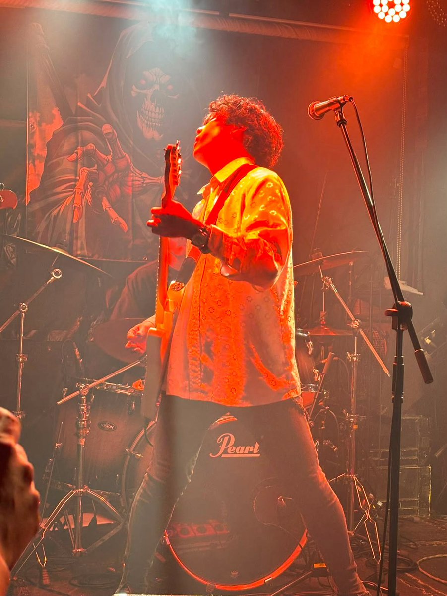 kenta_rollette's tweet photo. 2026 08.01 高円寺 Club Roots

“Stand Up ! Festival 2026”

01. 東京
02. Wonder
03. Stand Up ! 
04. ラストダンス
05. I Believe in Me
06. 流れ星
07. Change This World
08.  I Walk Alone

——————————————

過去最高動員、最高のイベント。
今日で音楽活動最後でした！
今まで沢山ありがとう！ https://t.co/A5NyHCQzfR