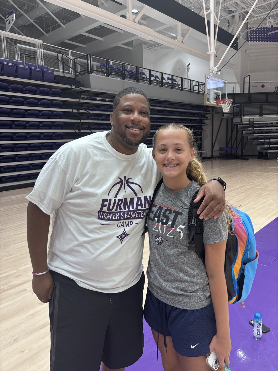 miaburchell30's tweet photo. I had such an amazing time getting to compete at @FurmanWBB elite camp! @jasonmayfield @_BlakeDerrick https://t.co/Q7UNXG2usD
