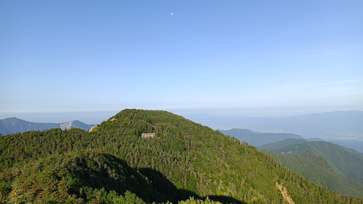 aspenrider's tweet photo. 無事下山。2泊3日塩見岳でした。南アルプス南部エリア初進出だけどいいなぁここは…もっと早く来るべきだった。どこまでも歩いていきたい！ https://t.co/ot2mCVHo1l
