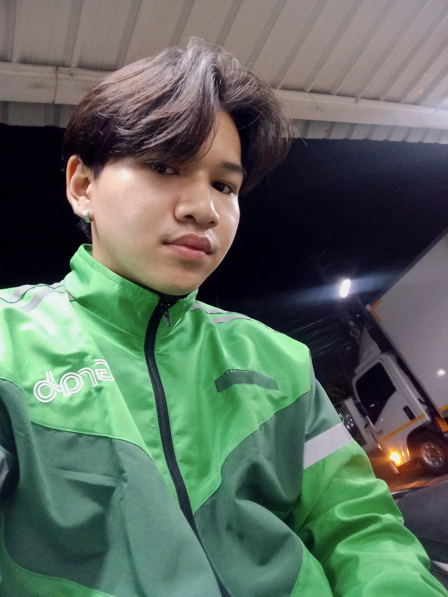Nascha07's tweet photo. Can I come see you tonight🥺 #ดอนหัวฬ่อ #นาป่า #อมตะ #ทองหลาง #ชลบุรี #ท้องคุ้ง #บางทราย #อ่างศิลา https://t.co/tnh8XPQPb9