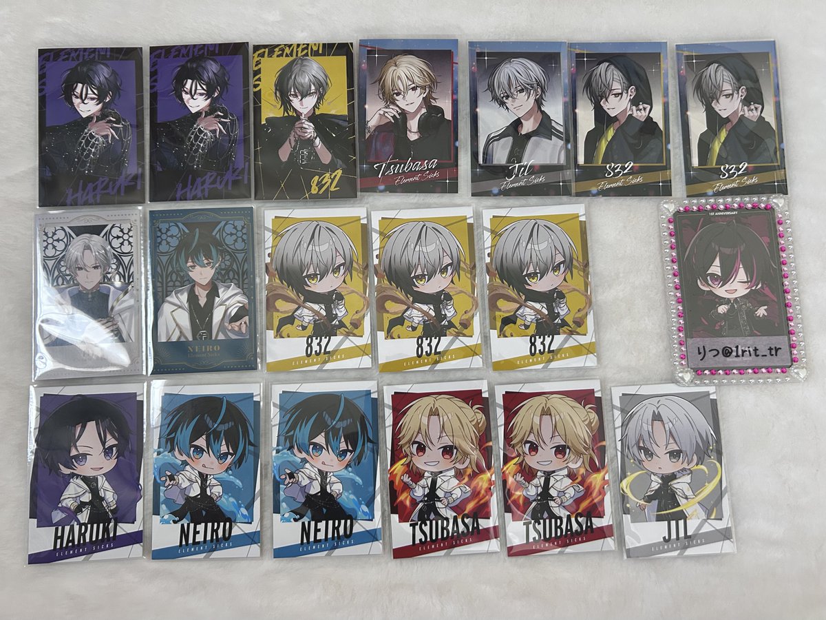 1rit_tr's tweet photo. 【交換】Element Sicks el6 チェキ 過去弾
譲
Addict💜💛
cycling❤️🤍💛
SAVE🤍🩵
デフォ💜🩵❤️🤍

求
SAVE Addict 画像2枚目 🩷各2枚

郵送交換希望。
別ポスト 缶バッジと纏めても可能。
検索からでもお気軽にお声がけください！
#EL6グッズ交換 #EL6交換 https://t.co/p1juvrkjbR