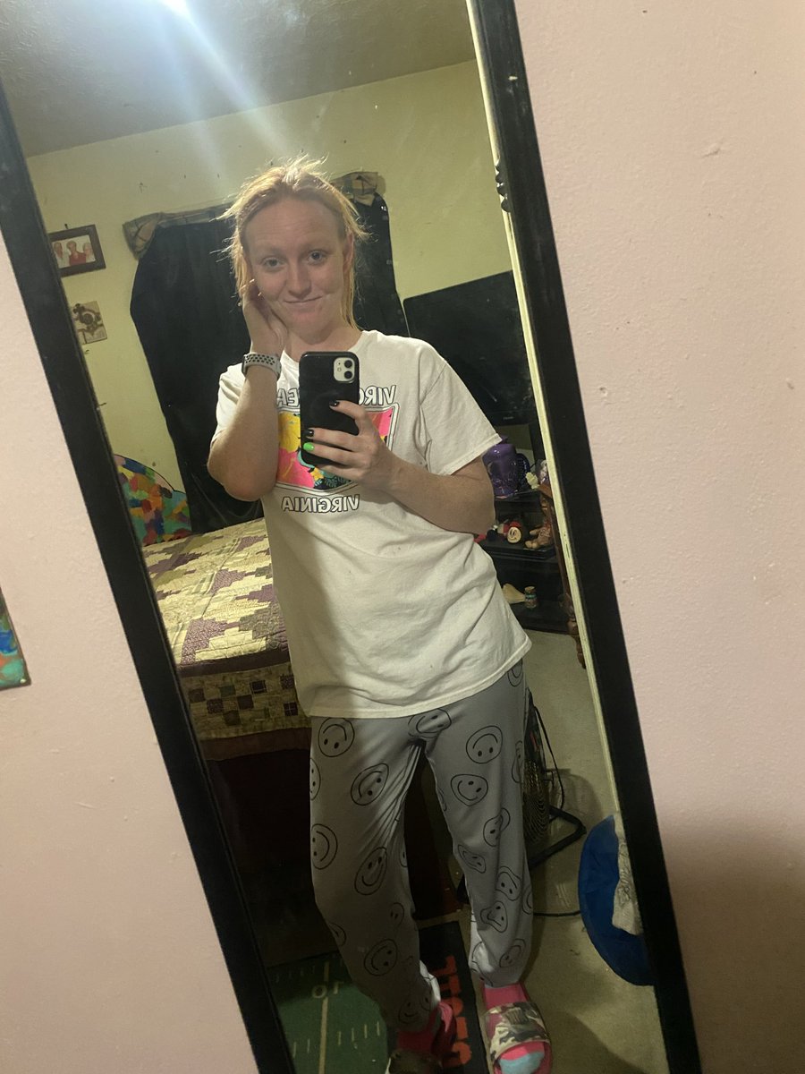 Ginger9414's tweet photo. I love that I can go to Kroger looking like a bum and be told I’m beautiful by random people! 🥰 https://t.co/YJ5xmhVzoR
