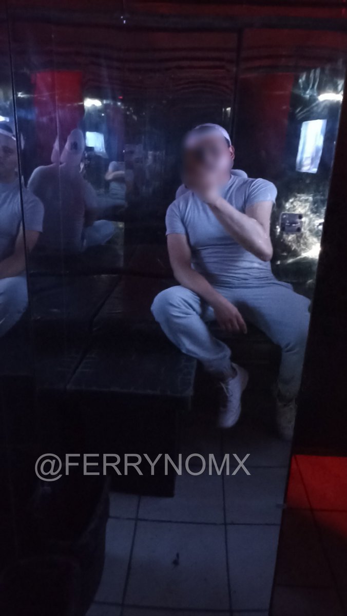 FERRYNOMX's tweet photo. Sábado de andar por estos rumbos #campo1a #puerta8 #wachos #gn #policias #uniformados https://t.co/8IfwGFNaOT