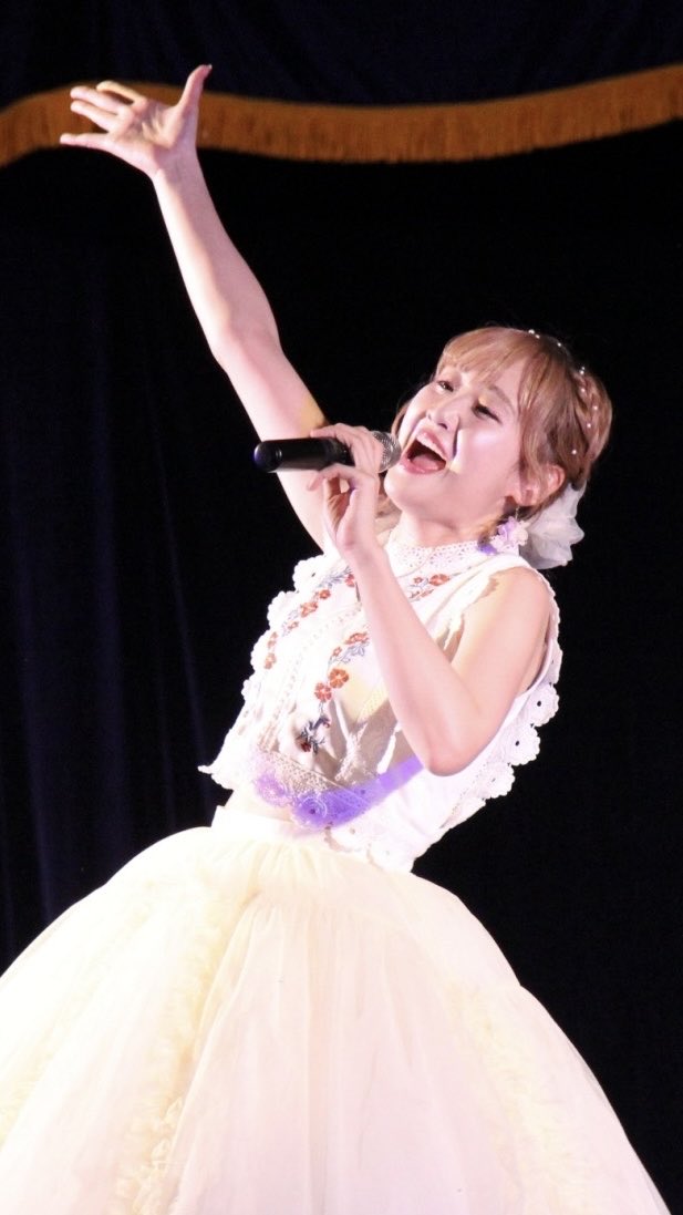 konitan1129's tweet photo. #Dressingちゃん
#ドレッシングちゃん
#安芸太田町
暑いなかドレちゃんファミリーの皆さんとお会いできて嬉しかったです😆歌🎤もトークも炸裂､暑さなんかぶっ飛んだ
#ありがとうありがとう https://t.co/5CnkPegea9