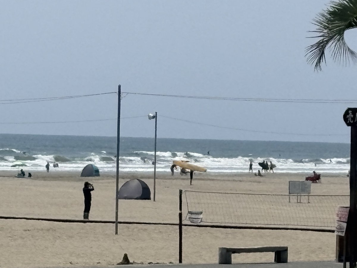 Soulkou1's tweet photo. #断酒1639日目
☀️の日曜🏄海気持ち良い〜🌊でも激混み!家でダラダラするより兎に角行動して遊ぶ!そしてしっかり仕事する!美味しい物食べてマッサージ行ってリラックスしたり新しい知識を入れてAI時代に乗り遅れないように勉強したり📚友達と⛳️して楽しんだり🏌️‍♂️酒が無くても充実してる😁#Twitter断酒部 https://t.co/KrxGaUEkjj