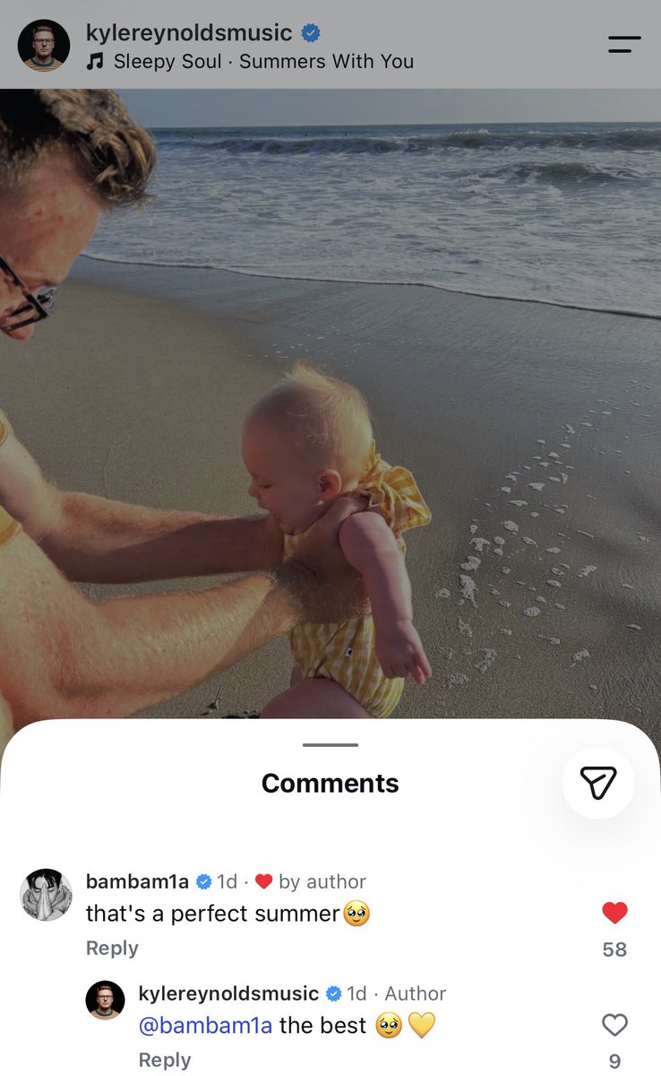 bambamuniverse's tweet photo. BamBam commented on his music production team‼️

🐍 : that’s a perfect summer 🥹
🧑🏻‍🦱 : the best 🥹💛

I hope that one day I'll see BB have a family and happy a simple life, not alone in the future. All I want is for him to be happy!🥹🫶🏻

#BamBam #뱀뱀 @BamBam1A https://t.co/veWGDWAWrM