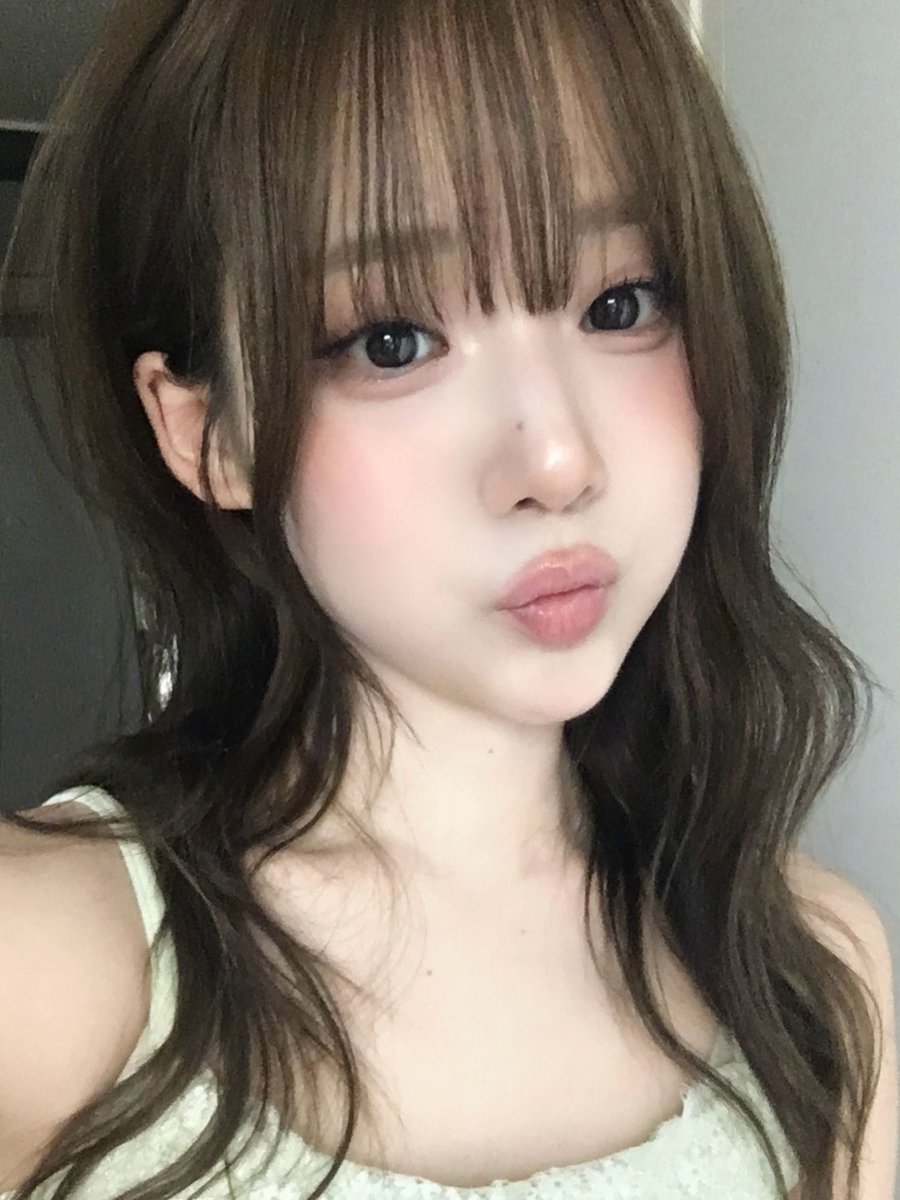oxbvn's tweet photo. 아좋다…..좋다….씁좋은데…? https://t.co/iexfskMPNy