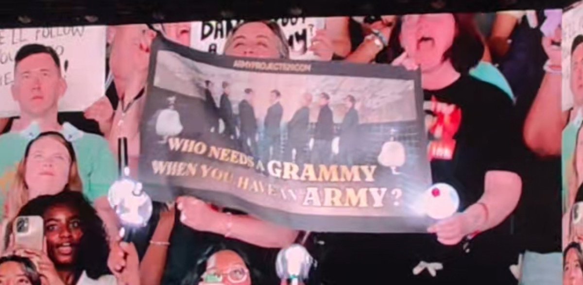pjmIesviu's tweet photo. "Más allá de las categorías, la música es nuestra"
"PROUD ALIENS"
"F*CK GRAMMYS"
"¿Quien necesita un Grammy cuando tienes a army?"

SAY IT LOUDER, BTS PAVED THE WAY 🗣️🔥

ART HAS NO ALIENS 
#ArtHasNoAliens https://t.co/FzvSj5wsFQ