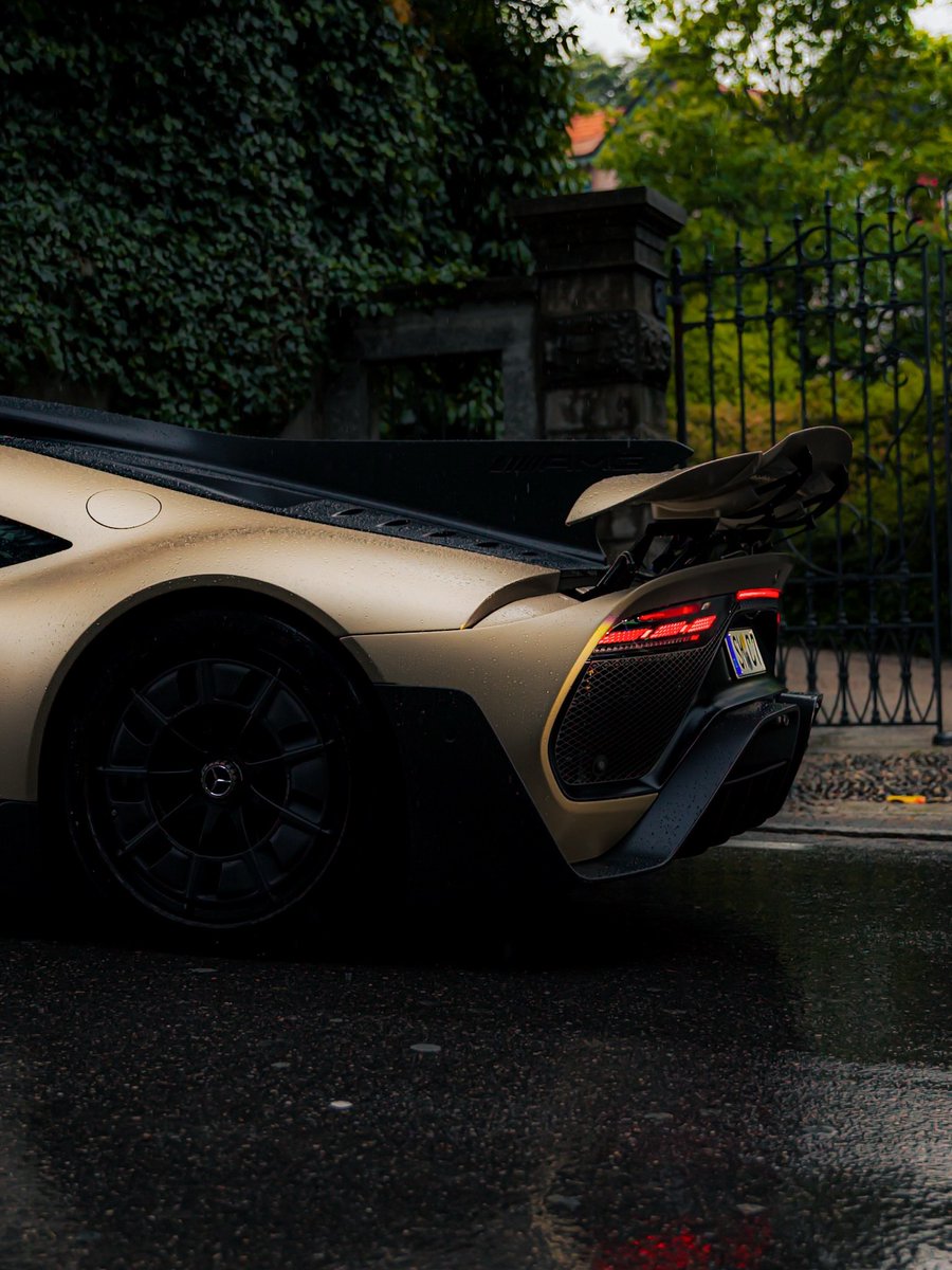 competitionreal's tweet photo. Mercedes AMG ONE 🦇 https://t.co/QtSWH6hJZ7