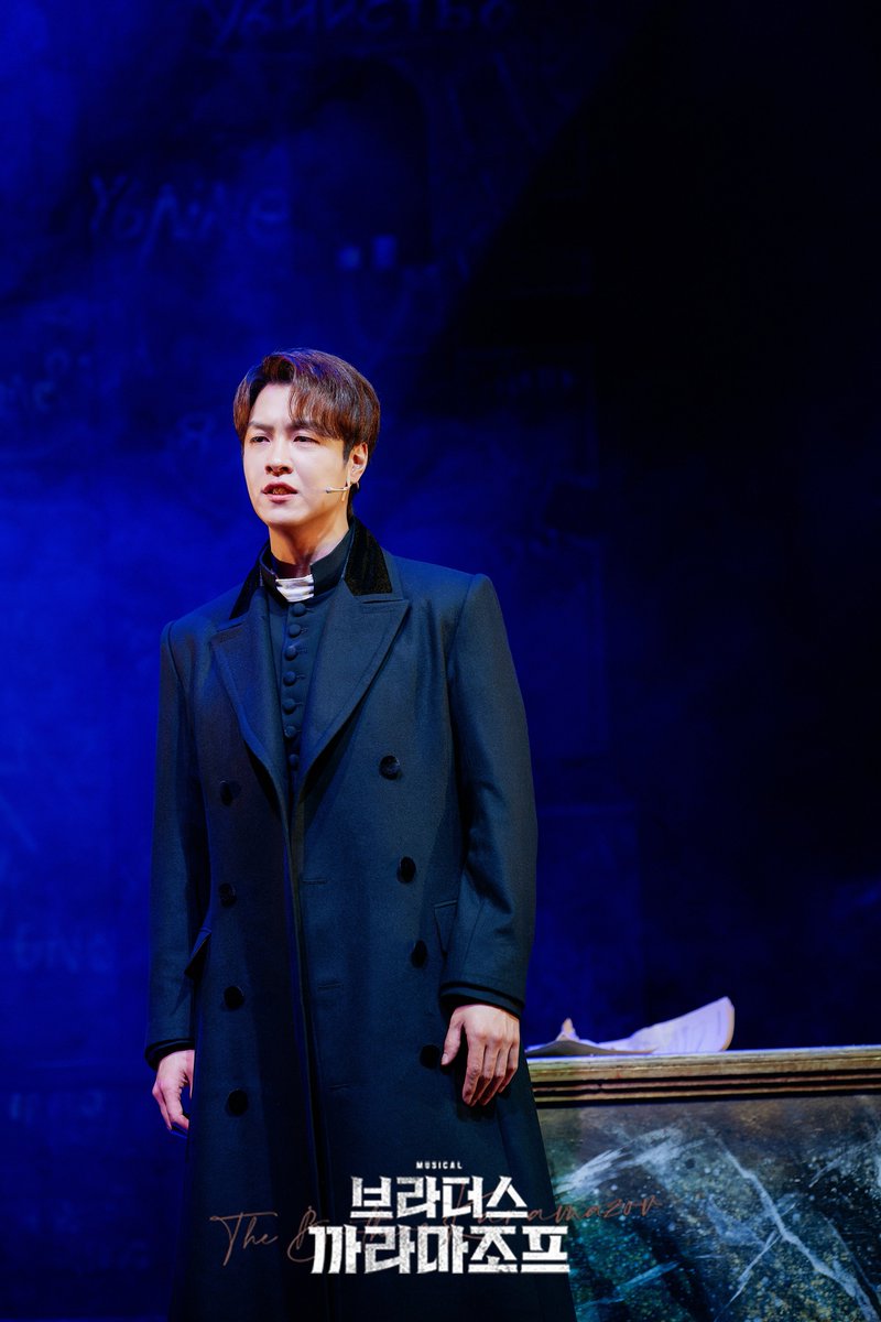 orchardmusical's tweet photo. 뮤지컬 #브라더스까라마조프

☦️ 𝐋𝐀𝐒𝐓 𝐊𝐀𝐑𝐀𝐌𝐀𝐙𝐎𝐕
알료샤ㅣ 황민수

𝟴월 𝟮일(일) 𝟭𝟰:𝟬𝟬
극장에서 뵙겠습니다.

이제 난 보고 있어
악마는 신과 싸우는 게 아니야
아름다움과 싸우는 거야
𝐌𝐔𝐒𝐈𝐂𝐀𝐋 𝐁𝐑𝐎𝐓𝐇𝐄𝐑𝐒 𝐊𝐀𝐑𝐀𝐌𝐀𝐙𝐎𝐕
𝟐𝟎𝟐𝟔.𝟎𝟓.𝟏𝟐-𝟎𝟗.𝟎𝟔
NOL 씨어터 대학로 우리투자증권홀