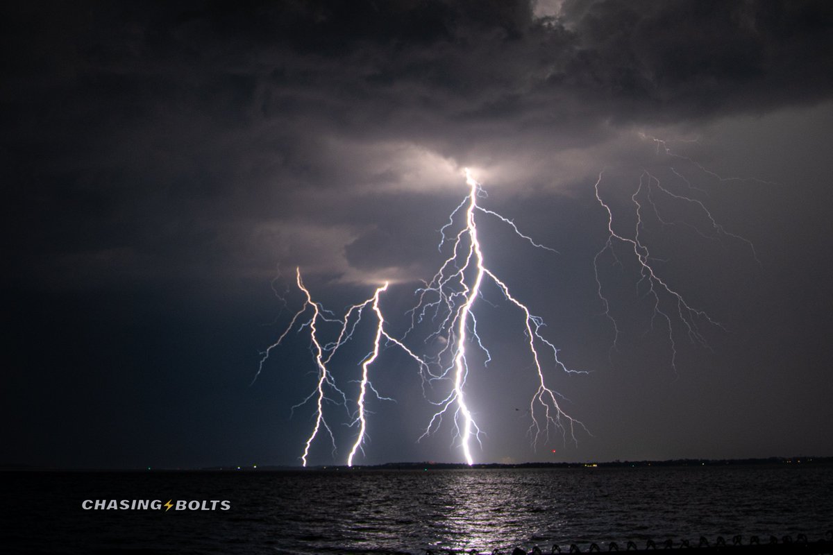 ChasingBolts's tweet photo. July was ... meh... for thunderstorms here in Panama City. I've seen much better. But considering I spent time in Texas, North Carolina, and Georgia, guess it wasn't so bad. 🤷 https://t.co/RQ5DqBWDoC