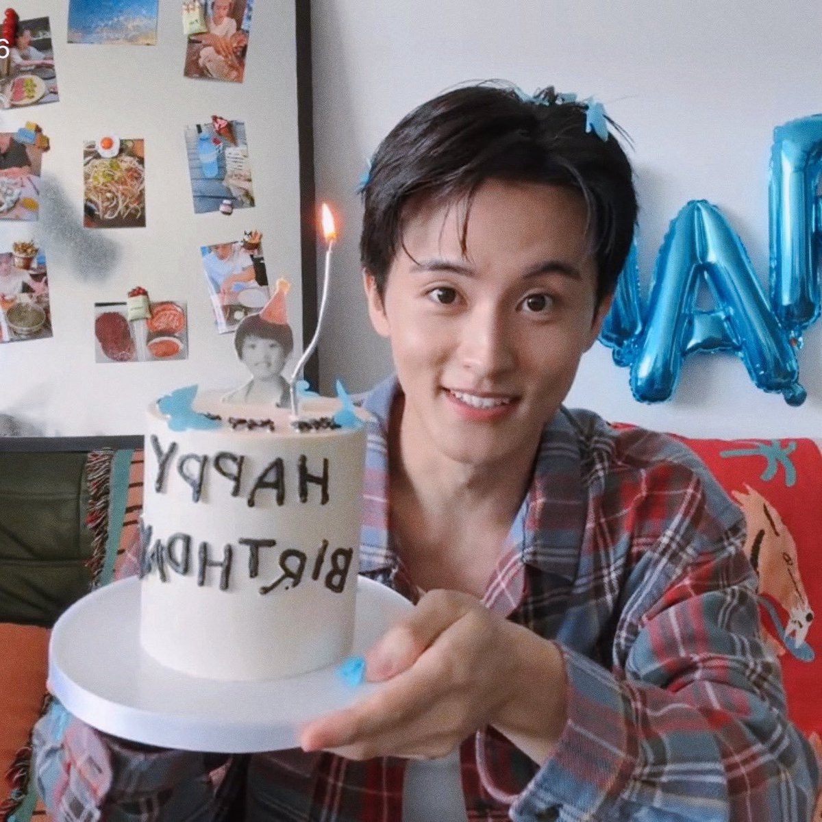 goldensmanager's tweet photo. Feliz cumpleaños a mi amor platónico de todo mis 20 y ahora en los 30
Mark no puedo creer que estés cumpliendo 27🥹 el tiempo vuela y estoy feliz de todo lo que has logrado este último año marcando un antes y después en tu carrera artística. https://t.co/Ex6HD9C5wo