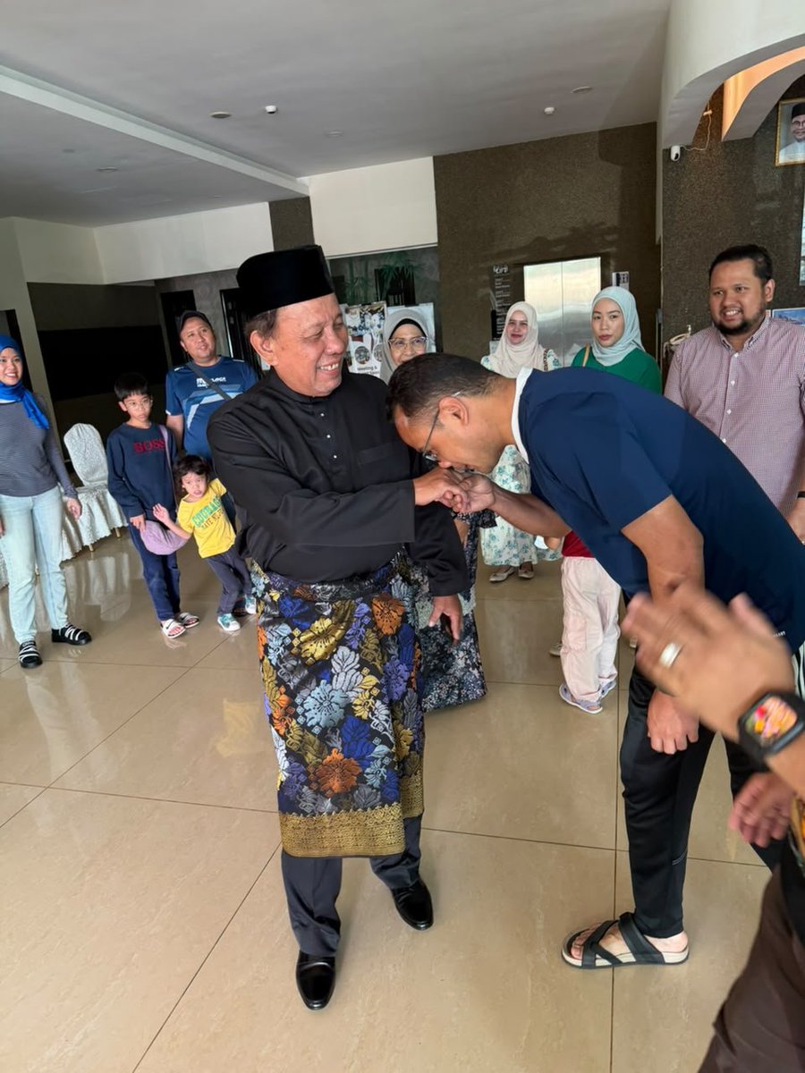 LegionDaPilah's tweet photo. MB baru. https://t.co/KIm7I9moRS