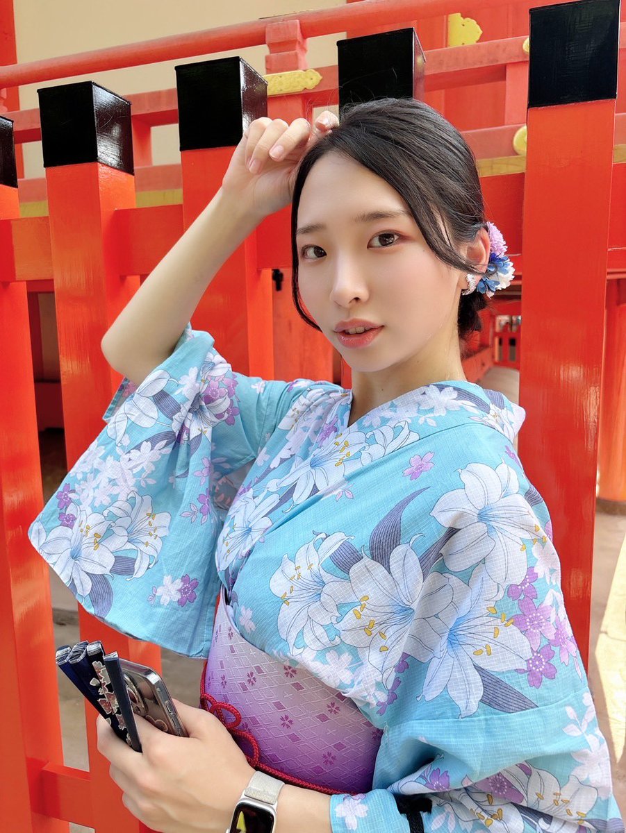 8/1の21:00- 浴衣チェキ👘 販売開始です✨ 年々、私の浴衣似合い度