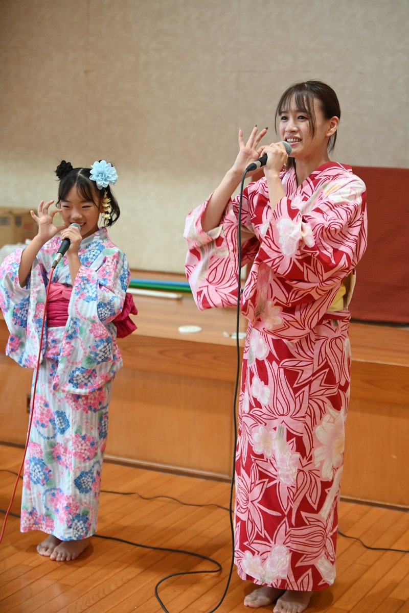 ji2och's tweet photo. 2026.08.01 静岡県袋井市　万丈地区納涼祭
親子アイドル  charm 
高井智加さん　高井陽菜ちゃん
@0305tkick https://t.co/dKwP1fDE5g