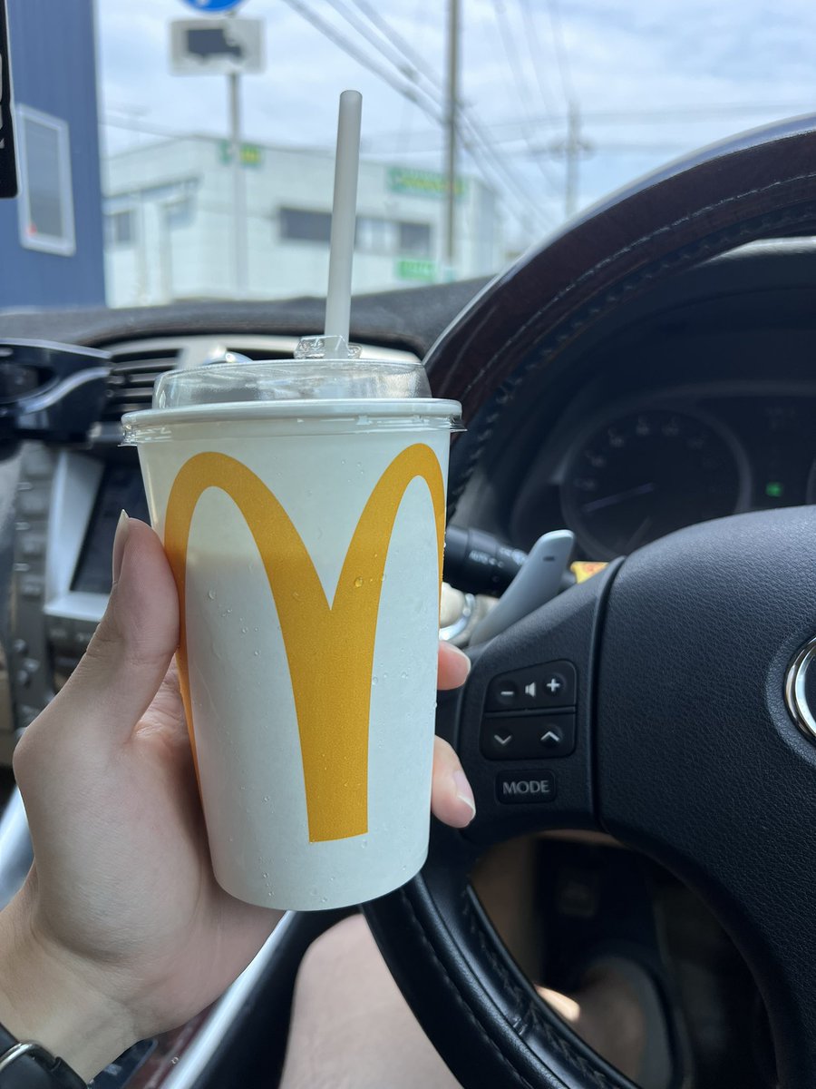 fuuga2GR's tweet photo. 洗車して今これ https://t.co/ErBVMmoAOX