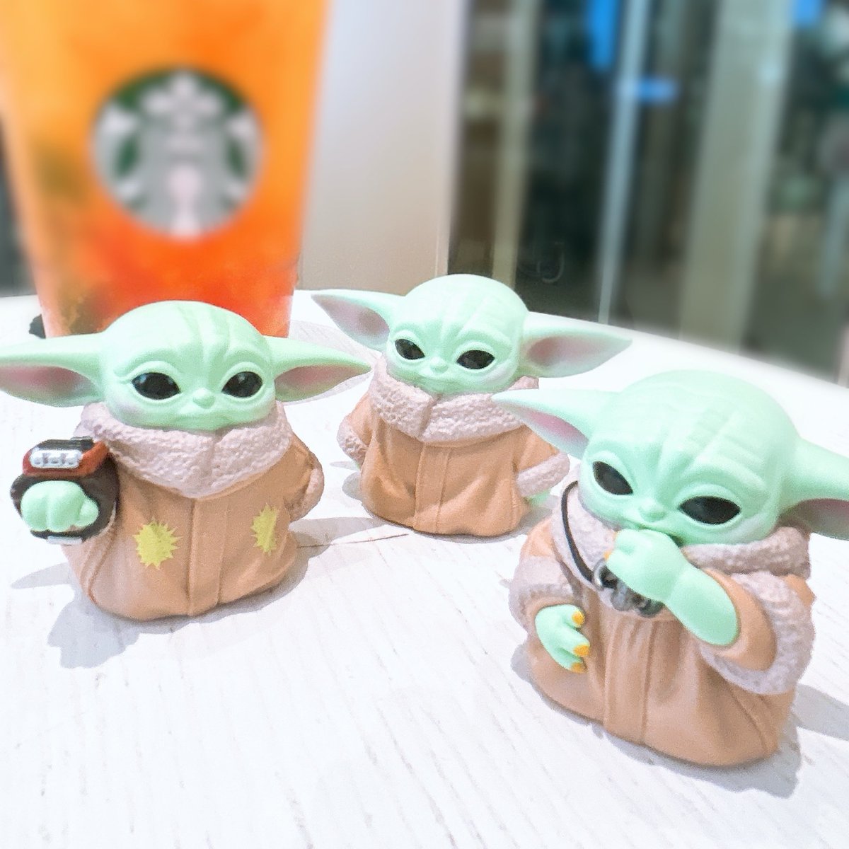 lightsnow_thous's tweet photo. ついにグローグーをお迎えしました✨
ちいちゃいけど造形しっかりしてて可愛いねぇ☺️💚 https://t.co/IBH0pzaLvV