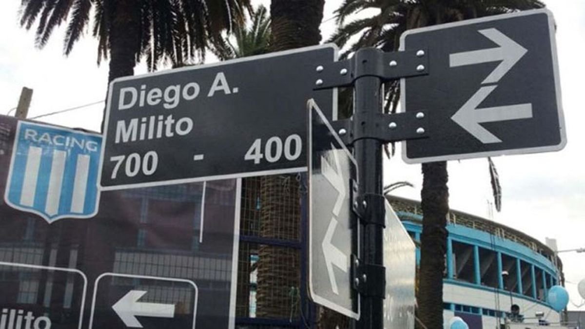 jonatanifc's tweet photo. @RacingClub Le hicieron una calle y ahora lo putean? https://t.co/bC30omuSWS