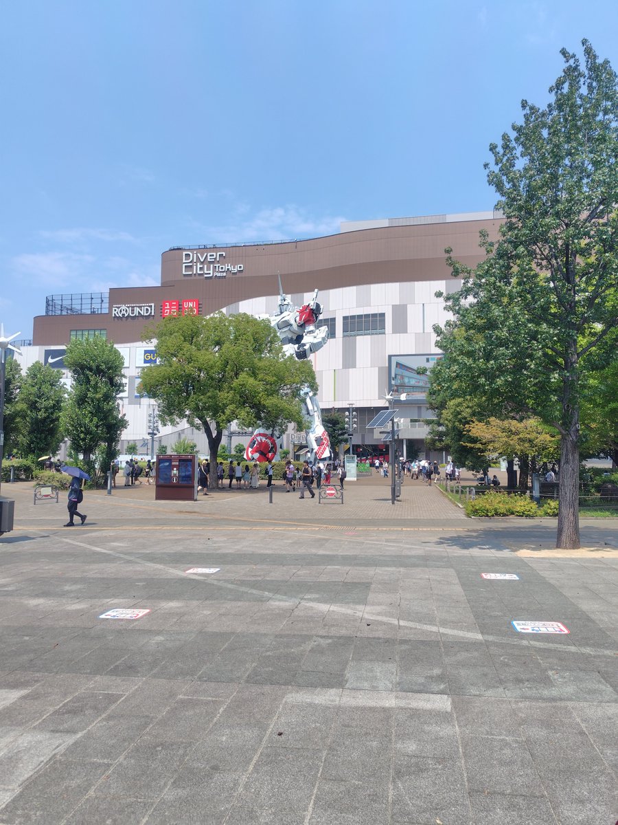 marimo464646's tweet photo. お勉強に来てる

暑ぃ💦 https://t.co/OIB2qo8tew