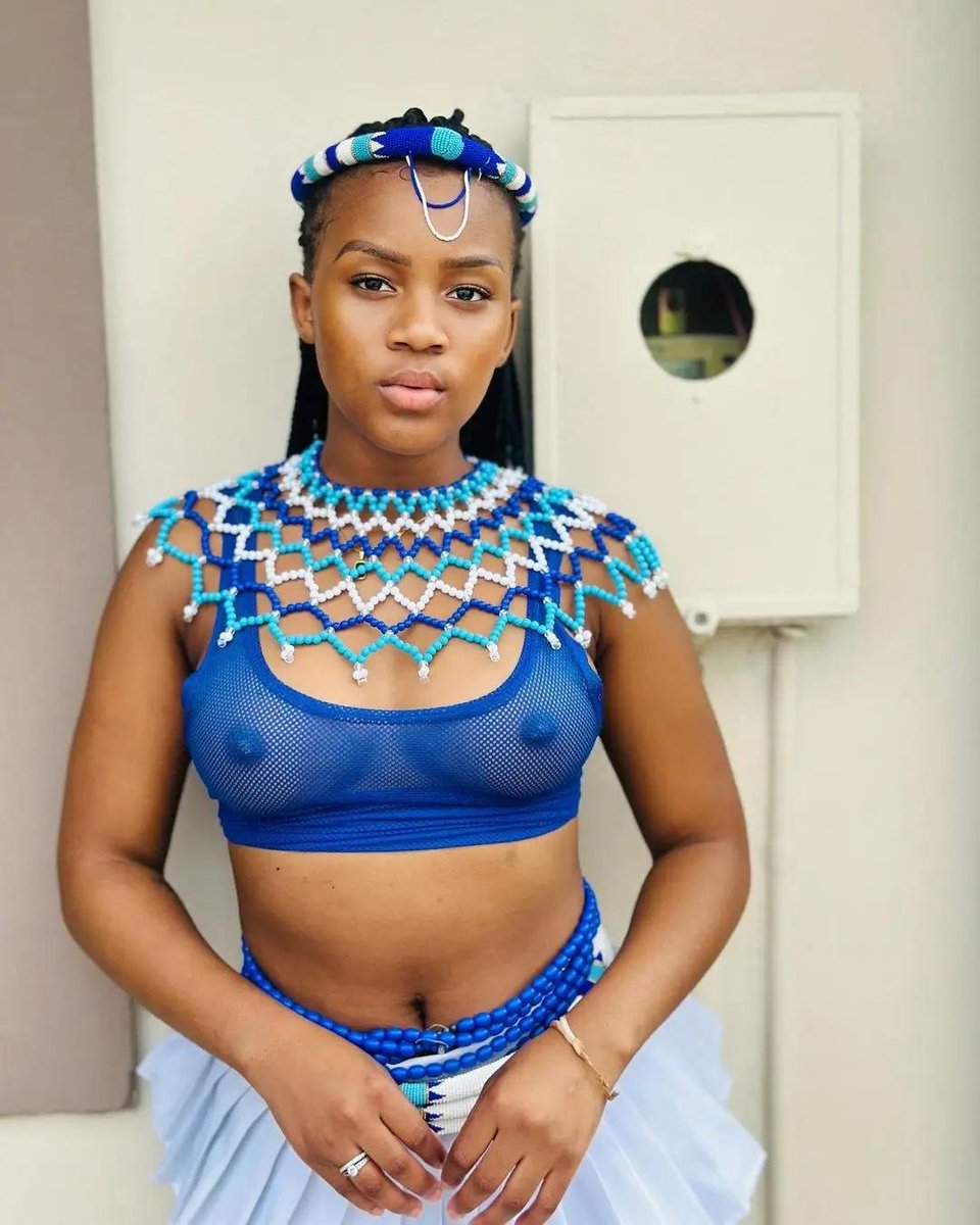 zulumaidensX's tweet photo. Prudish Zulu 
#Zulu #Africa #Culture #Black #Tits #Boobs #Breasts
#Topless #Women https://t.co/UO4qzTKtvp