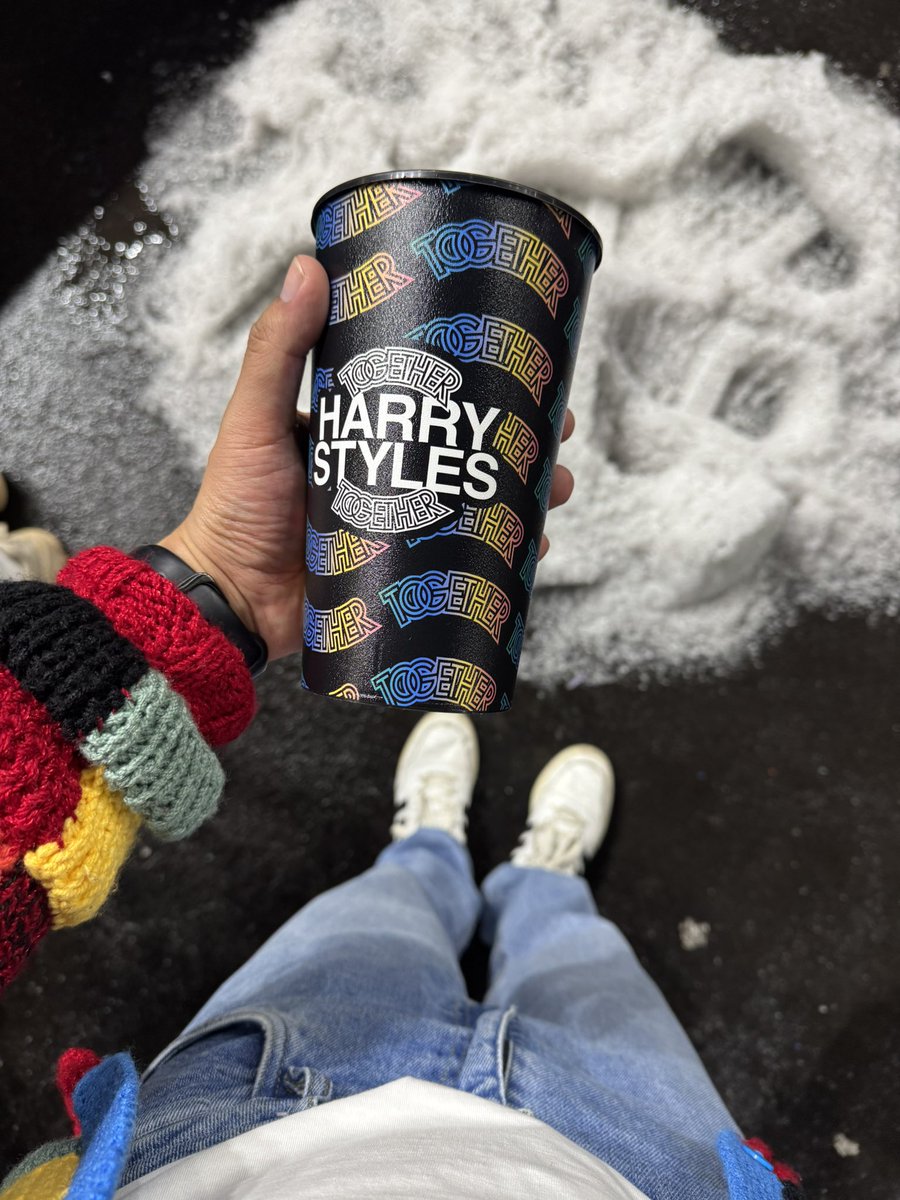 javierchb's tweet photo. Se logró después de tremenda tromba 🥺
#harrystyles #harrystylescdmx #estadiogpn https://t.co/zRlHaZ8nOc