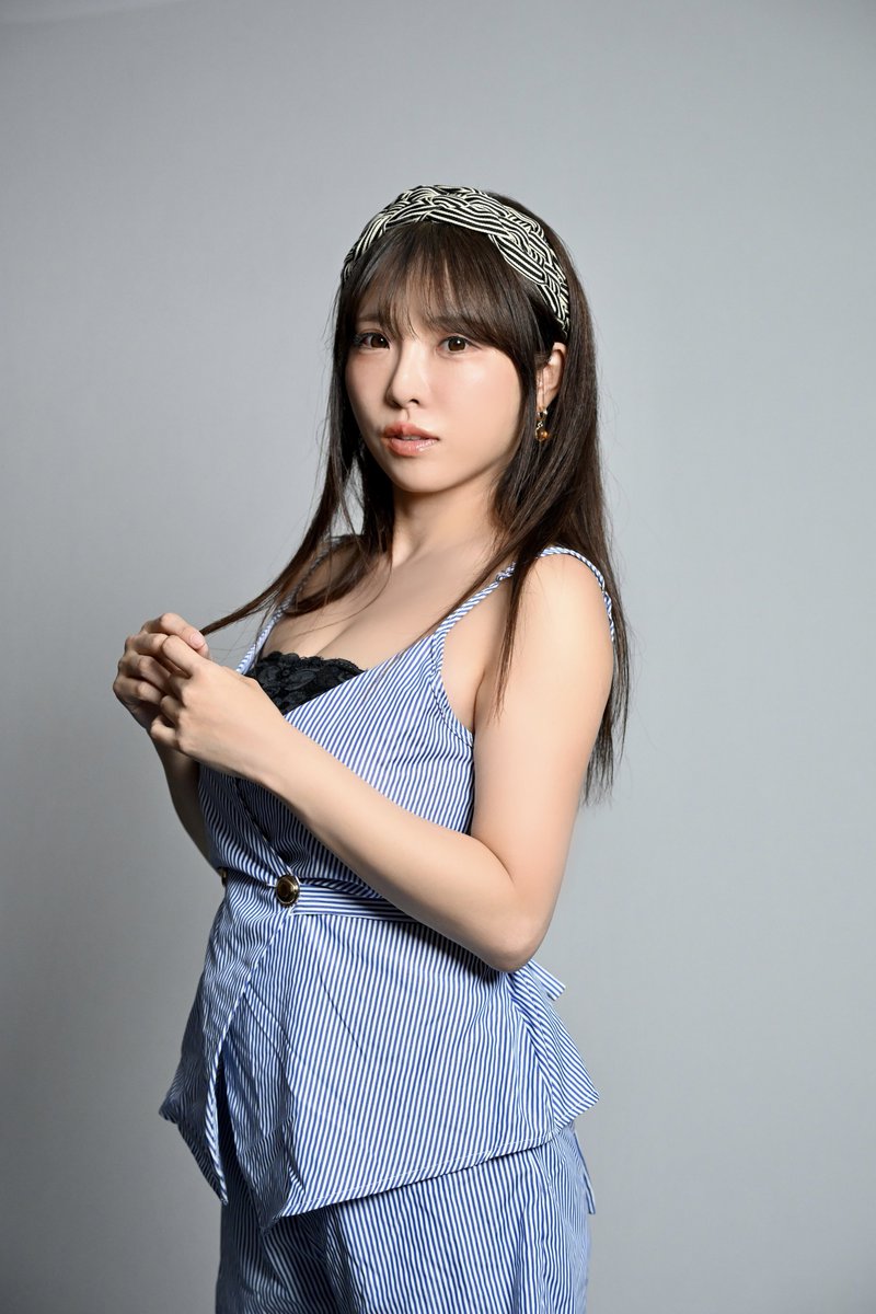CMB99503159's tweet photo. 2026年8月1日 ケンコートキナーセミナー
モデル：日下部ほたる さん(@hotaru_kusakabe )

LED + ストロボでブレのある写真を撮影
講師：ヤギシタヨシカツ先生(@Yagishita_Yoshi )

【こうやって撮るとこう映る】を段階を踏んで説明してくれたので、とても分かりやすかったです。
ほたるさんはいつも通り素敵でした✨

#日下部ほたる