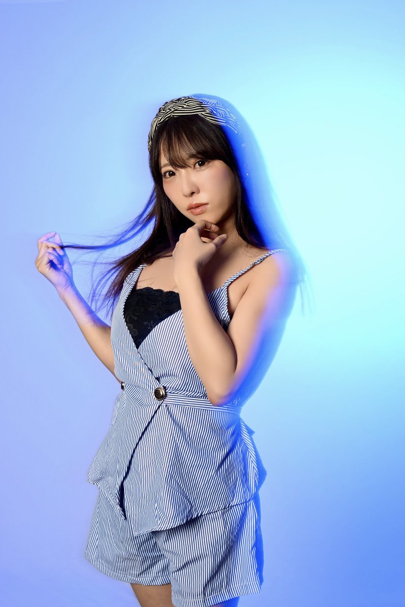 CMB99503159's tweet photo. 2026年8月1日 ケンコートキナーセミナー
モデル：日下部ほたる さん(@hotaru_kusakabe )

LED + ストロボでブレのある写真を撮影
講師：ヤギシタヨシカツ先生(@Yagishita_Yoshi )

【こうやって撮るとこう映る】を段階を踏んで説明してくれたので、とても分かりやすかったです。
ほたるさんはいつも通り素敵でした✨

#日下部ほたる