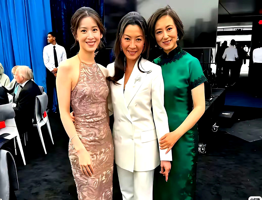 minimini8119's tweet photo. 翻旧手机翻出十年前和老友的合照，约了今晚撸串，酒刚开就热热闹闹聊到笑出泪，原来最好的情谊从来都不用费力维持！， https://t.co/okkHeVWOnS