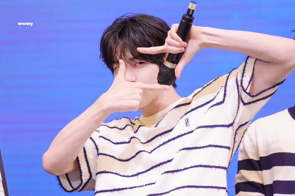 snowyxyan's tweet photo. 260802

오늘도 예뻐요.

#수빈 #SOOBIN
 #スビン #崔秀彬
#TXT #TOMORROW_X_TOGETHER 
#투모로우바이투게더 https://t.co/0xBw9AnJjF
