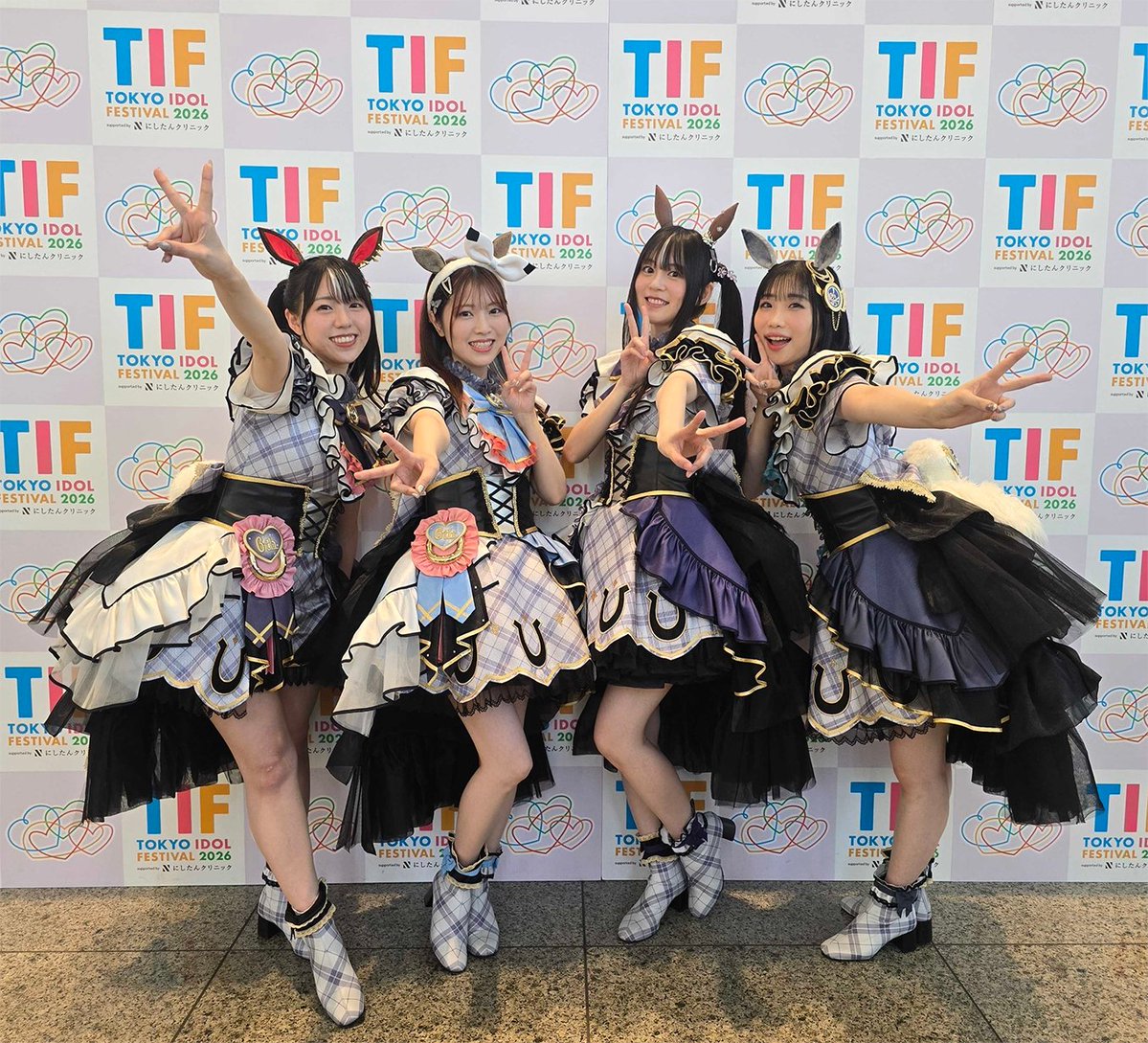 uma_musu's tweet photo. 【TIF2026完走！】
「TOKYO IDOL FESTIVAL 2026 supported by にしたんクリニック」をご覧いただいたトレーナーの皆さま、ありがとうございました！

これからもウマ娘を応援よろしくお願いします！

本日のセットリストはこちら♪
https://t.co/PjrqM9STYa

#ウマ娘 #TIF2026 https://t.co/3NrVlRhCfG