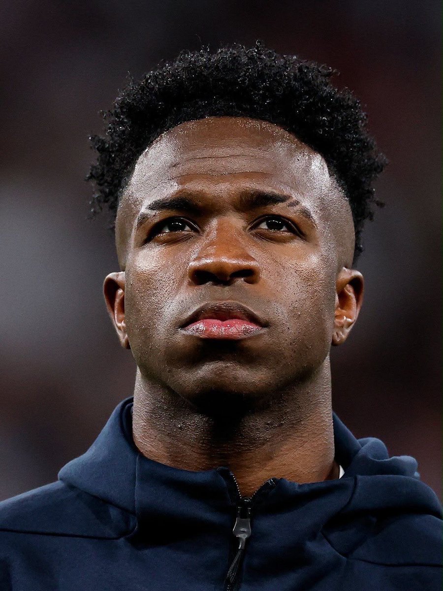 theMadridZone's tweet photo. 🚨 CONFIRMED: Vinícius will land in Madrid TODAY. 

He will begin training under Jose Mourinho tomorrow. @jfelixdiaz https://t.co/Gl65GQGF3J