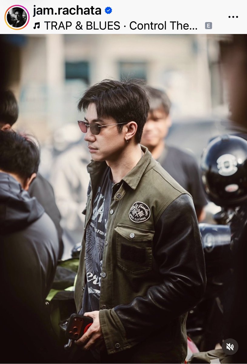 chaideechaiyen's tweet photo. พี่คนนี้ หลงมาจาก Hollywood หรือ Warner Bros. ฮะ

#แจมรชตะ
(ทุกคน กรี๊ด รูป จากที่พี่เขาเลือกลง นะฮะ) https://t.co/TtIyQxI8JJ