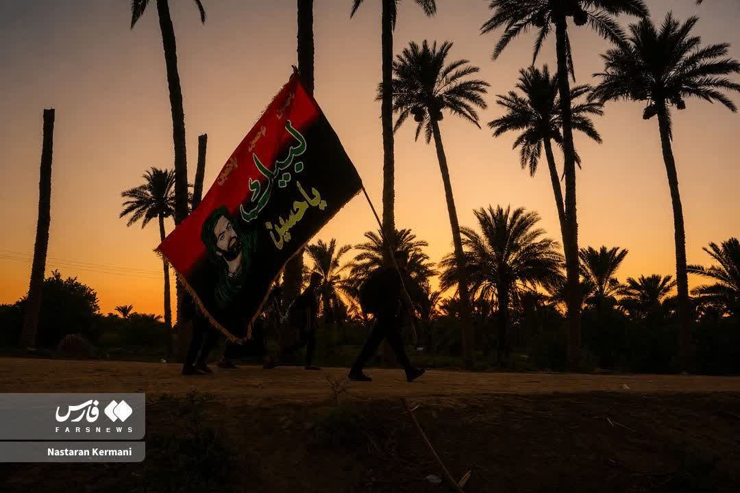 nsm_1373's tweet photo. در این ایام عمود به عمود رفتن
با پای پیاده و تحمل سختی‌ راه 
و گرما، باید مشقی باشد برایمان
تا عمود به عمود از نفس‌مان عبور کنیم 
برای رسیدن به حسين زمان
#یا_لثارات_الحسین
#حب_ولایت_یجمعنا https://t.co/BNl5hK83Tu