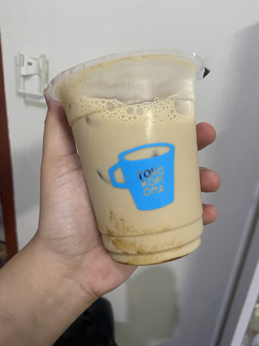 nabilaulf's tweet photo. nyobain kopi yg baru buka deket rumahh https://t.co/p51nS5B98o