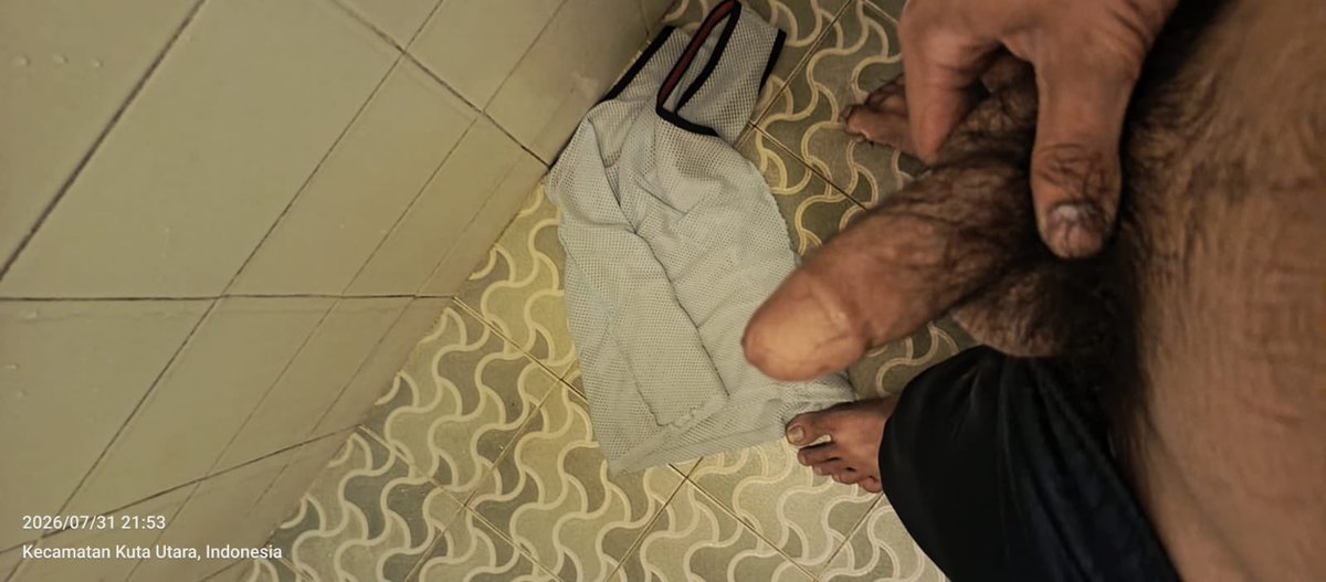 AlviBimsX's tweet photo. Abg cakep pamer body 🤤🍆 https://t.co/FU3IkjsZX3