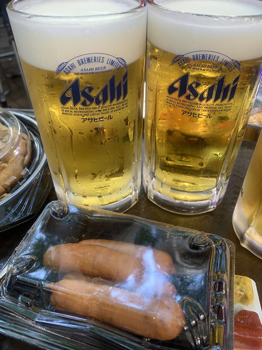 mi_mimimi317's tweet photo. 久しぶり✋🏻♡
1回で2杯頼んじゃうくらいにちゃんと夏満喫してるよ🍻 https://t.co/owyS9iJ3tN